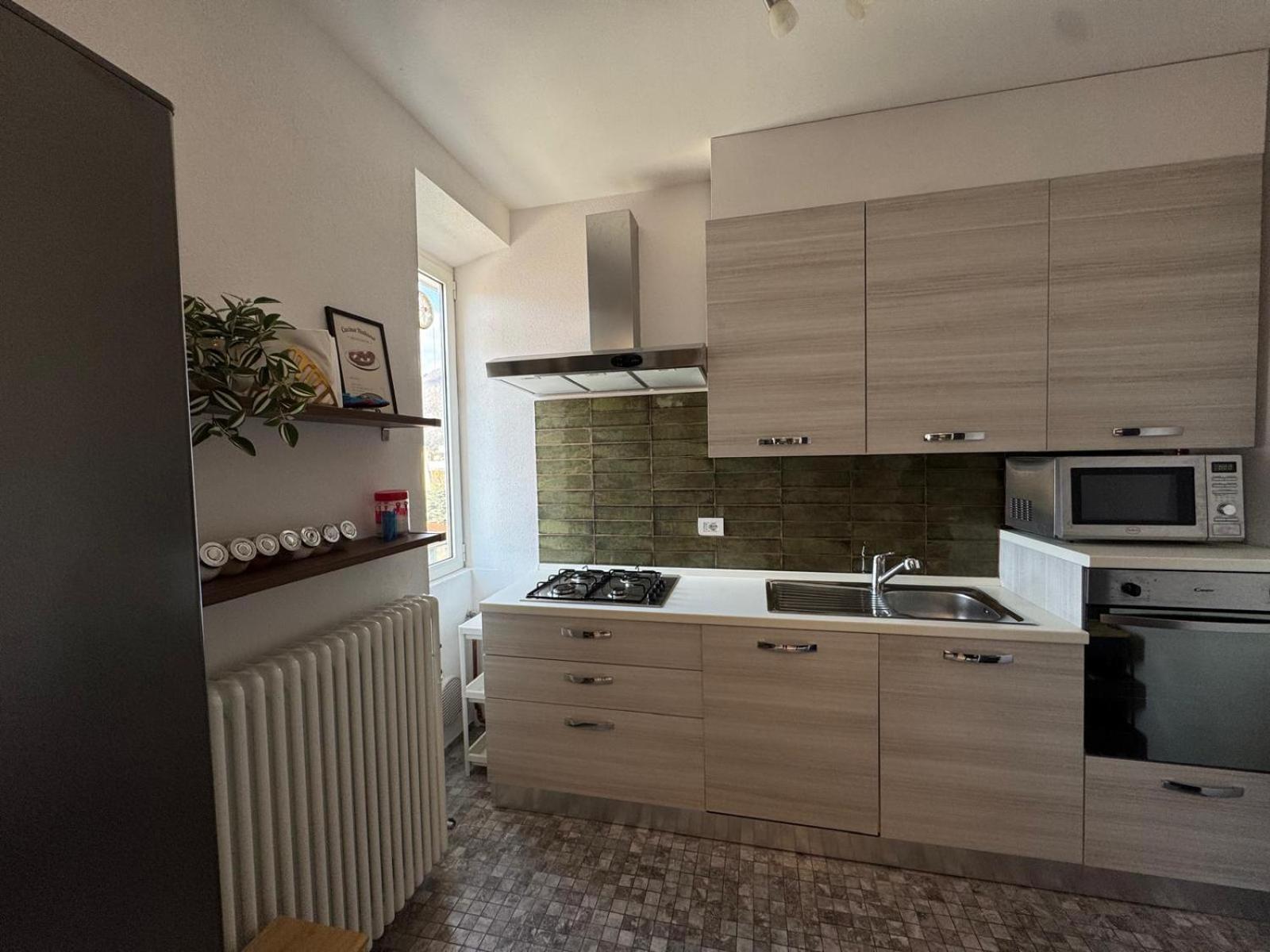 Panoramic Hideaway Apartment Como